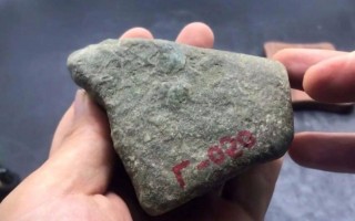 翡翠原石多少钱一斤,最贵的翡翠原石500亿