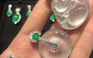 关于一手货源翡翠摆件的信息