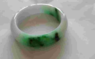 a类翡翠市场价一般多少,a类翡翠市场价一般多少干辣椒图片