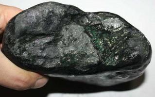 翡翠原石怎么看水头好不好石家庄翡翠原石哪里好