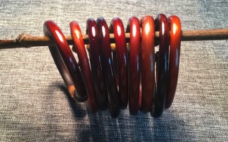 鸡血藤手镯功效、价值及禁忌和详细介绍、相关保养方法