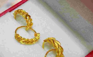 3克左右的黄金耳环图片3克左右的黄金吊坠配什么样的项链