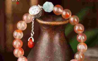 南红是翡翠还是玛瑙,南红属于翡翠还是玛瑙