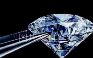 专柜为啥都建议钻戒戴中指,钻石真的是骗局吗