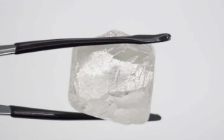 2克拉钻石能卖多少钱?,2克拉钻石原石多少钱