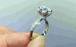 2克拉钻戒图片2克拉钻戒图片新款图片