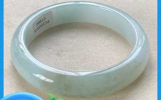 天然翡翠A货手镯会不会打蜡翡翠手镯种水干可以浸蜡么