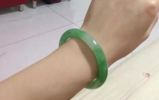 翡翠冰种油青种手镯,油青种翡翠手镯图片及价格