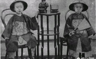 为什么光绪叫慈安皇额娘，而叫慈禧为亲爸爸？