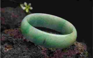 翡翠十二个基本知识,翡翠十二个基本知识点