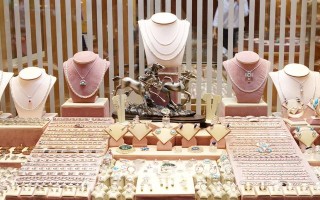 想做珠宝生意怎么起步现在珠宝行业好做吗