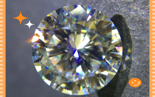 莫桑钻和钻石肉眼看得出来吗钻石和莫桑钻肉眼能分辨出来么