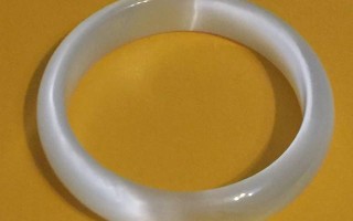 猫眼手镯一般多少钱猫眼石手镯翡翠知识