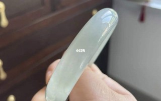 种老翡翠手镯也会变黑嘛,种老翡翠手镯也会变黑