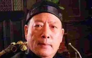 黄金荣,黄金荣的简介