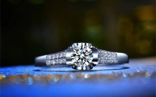 两个钻石戒指图片两个钻石戒指图片大全