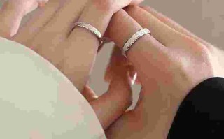 对戒男女带哪只手男女对戒哪个品牌好