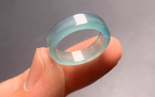 冰种翡翠价格戒指,白冰翡翠戒指值多少钱