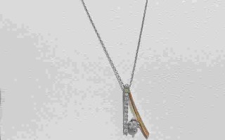 18k金钻石项链值钱吗,18k金钻石项链值得买吗