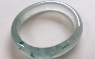 翡翠片手镯怎么定制翡翠手镯怎么挑