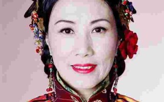 翡翠格格亮身份,翡翠格格