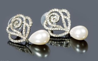 包含克罗大陆翡翠知识的词条