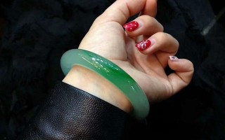 翡翠怎样收藏保养？