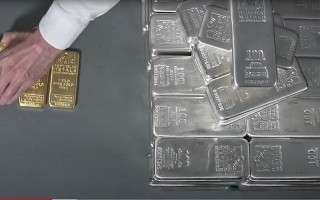 分析师看多黄金白银，预计黄金均价2053，白银上看至25