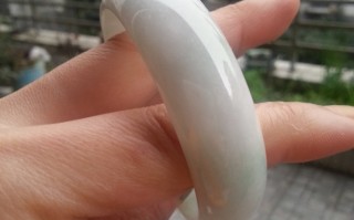 低档翡翠的种类及特点