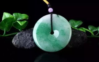 收藏大量翡翠,翡翠收藏家冷知识大全