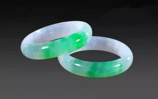 收藏级别翡翠手镯,翡翠手镯什么镯型保值