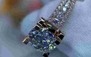 5克拉钻戒值多少钱,5克拉钻戒值多少钱?