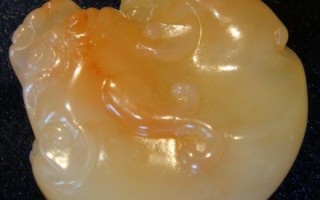 怎样鉴别带皮黄龙玉原石