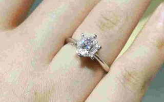 关于30分钻戒有多大参照物的信息