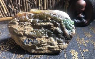 翡翠原石入门小知识翡翠原石图片欣赏图片