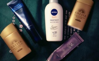 安耐晒真假翡翠知识,怎么鉴定安耐晒小金管真假