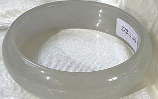 冰油种飘花翡翠手镯,冰翡翠飘花手镯价格图片