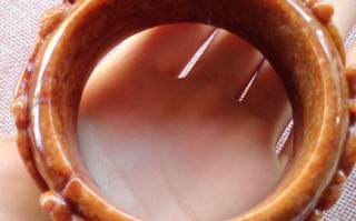 王朝翡翠手镯,怎么养翡翠镯子