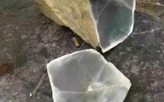 翡翠原石外表图片大全翡翠原石帝王绿180亿