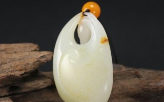 和田玉挂件的价格是多少？如何确定和田玉吊坠的价格？