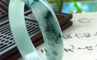 翡翠手镯哪种油青色最好看的,翡翠手镯哪种油青色最好看