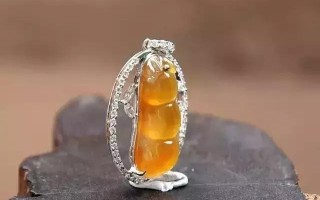 翡翠手镯上的黄金是什么,黄金和翡翠可以一起带