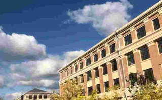 烟台黄金职业学院烟台黄金职业学院是公办还是民办