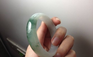 翡翠的知识都有什么裂如果有了裂行的翡翠怎么办