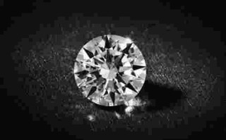 一克拉的裸钻多少钱钻戒多少钱一克拉裸钻大概多少钱