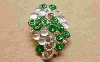 一凭阑翡翠论坛的简单介绍