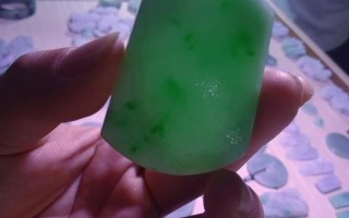 翡翠冰种是还有细分吗，怎么分的？