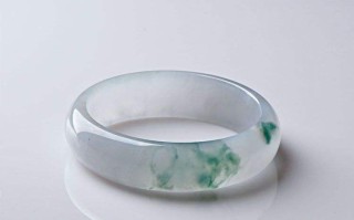 翡翠手镯描述语言5000左右的糯种手镯