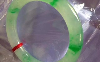 顶级翡翠毛料手镯冰种手镯