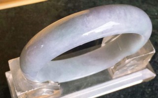 冰糯种翡翠在什么价位,糯冰翡翠价格